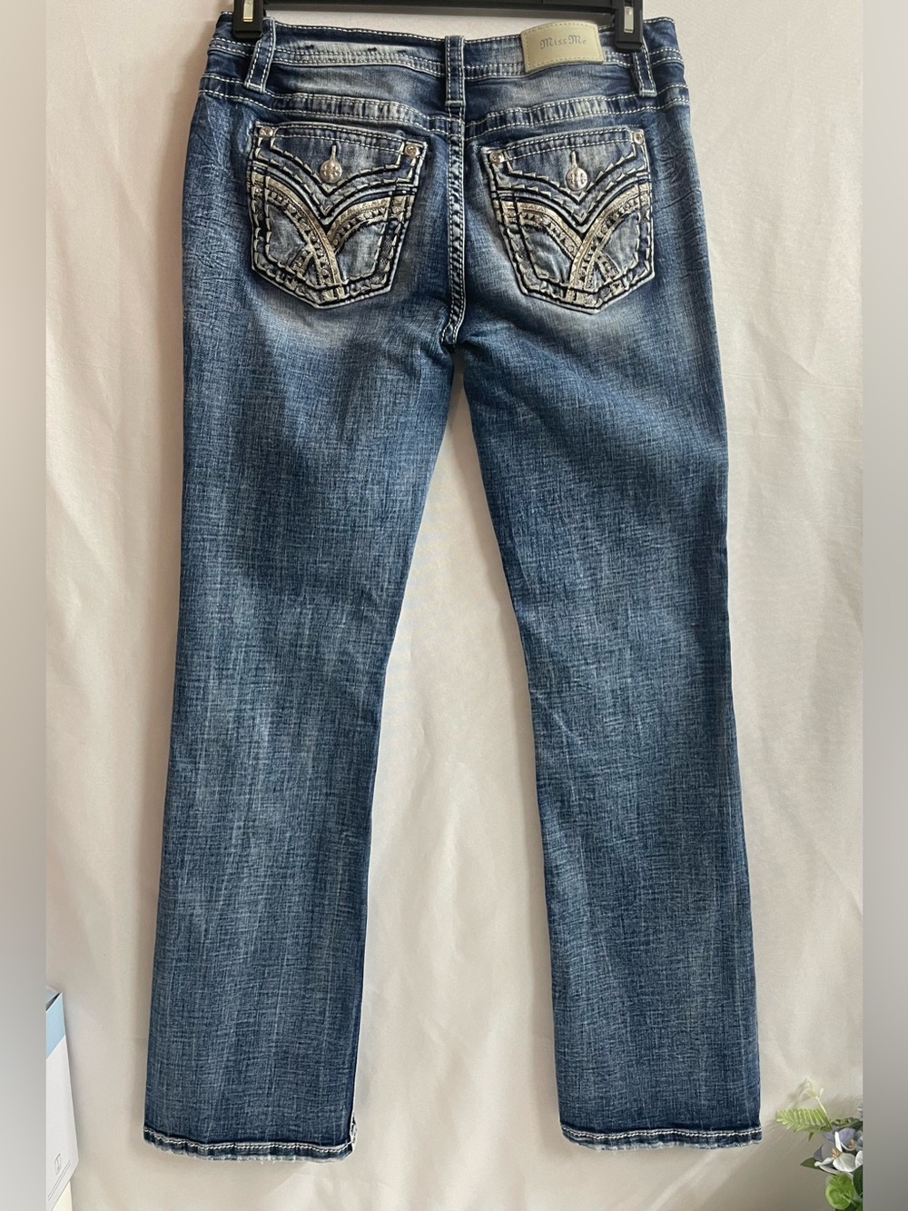 Miss Me Women’s Light Blue Mid-Rise Tailored Boot Jeans Size 30 - Picture 4 of 16
